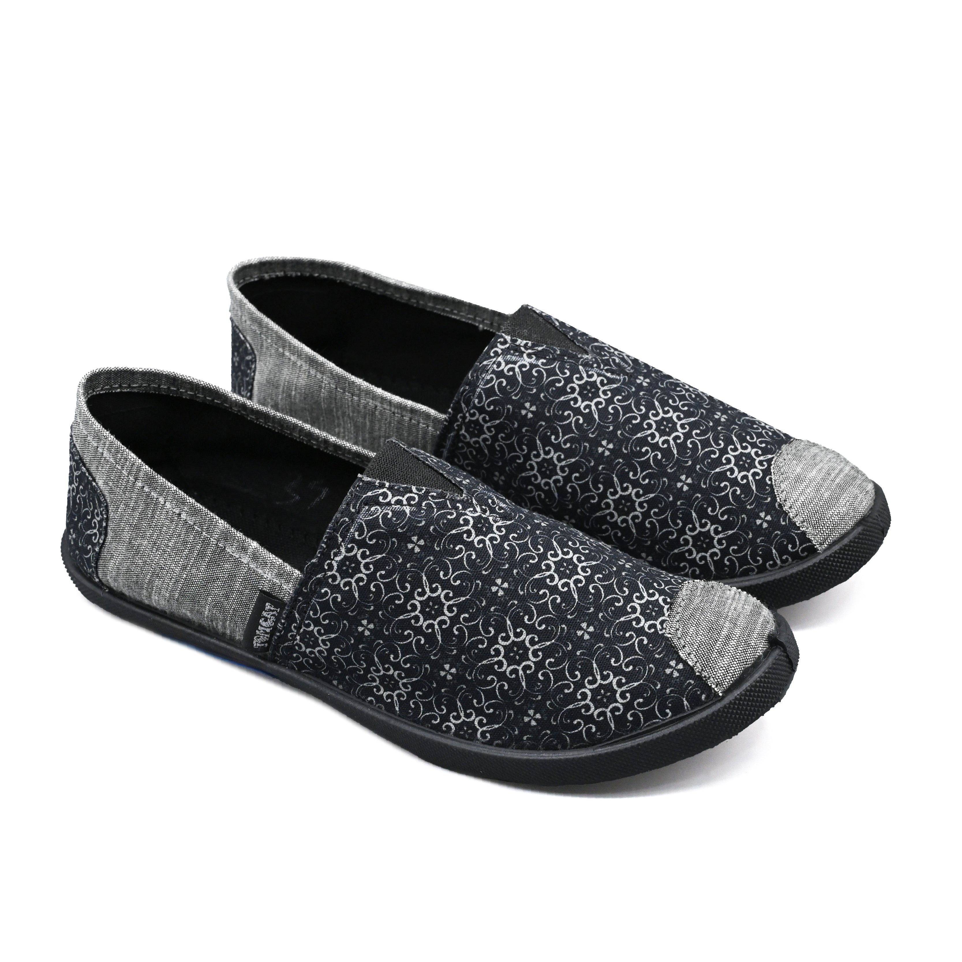 Emmy Chapisha Canvas Shoes - Ava Multi